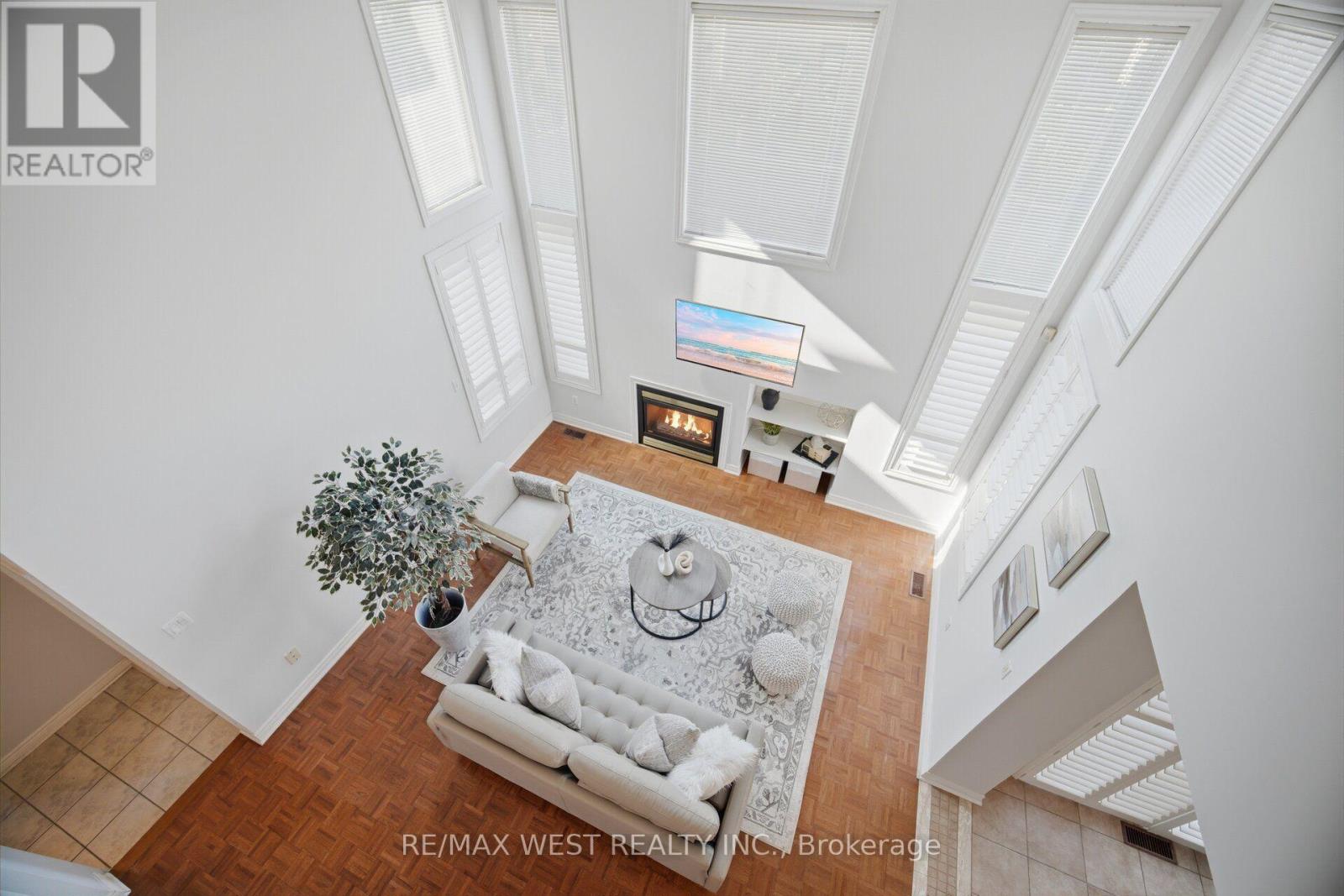 12 MIRA VISTA PLACE - 16