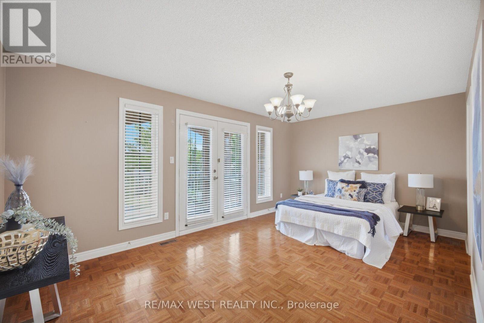 12 MIRA VISTA PLACE - 23