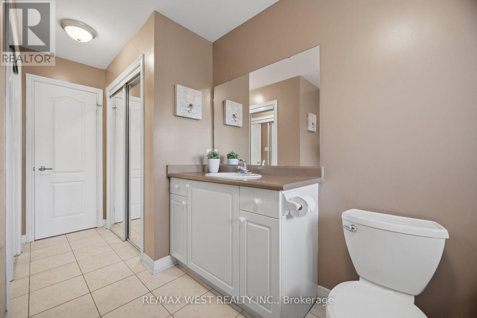12 MIRA VISTA PLACE - 28