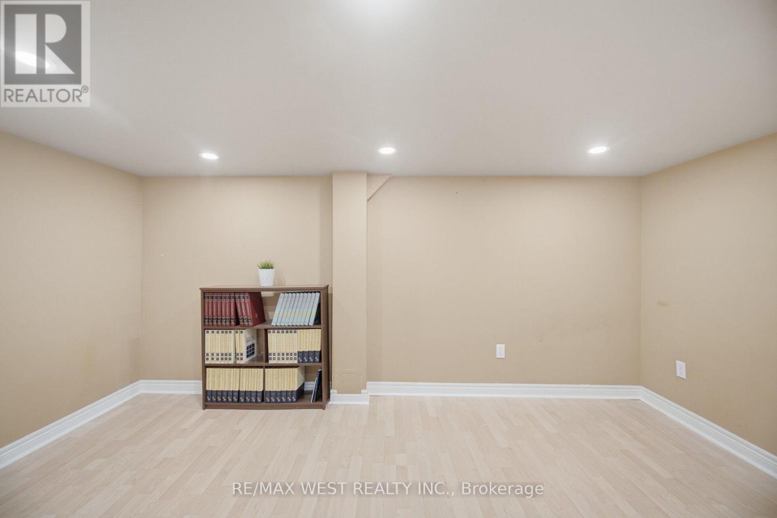 12 MIRA VISTA PLACE - 43