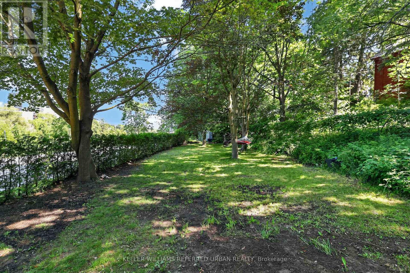 341 COTTER STREET - Image 34