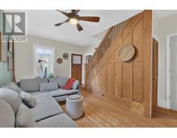 341 Cotter Street, Newmarket, ON L3Y3X9 Photo 11