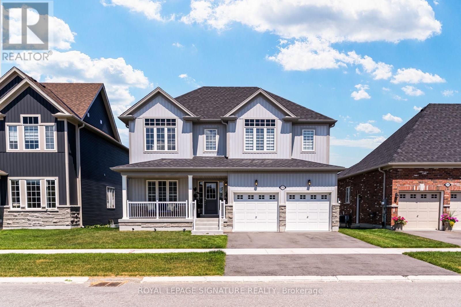 252 SPRINGFIELD CRESCENT - 1