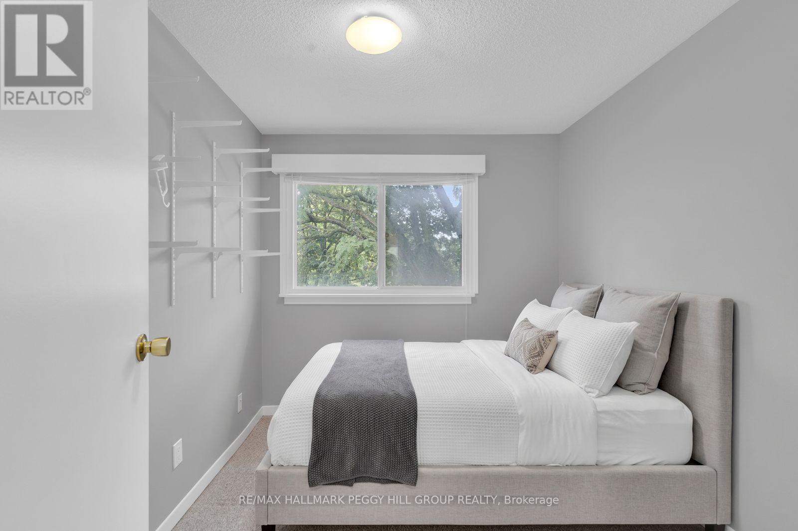 #38 52 ADELAIDE STREET - 10