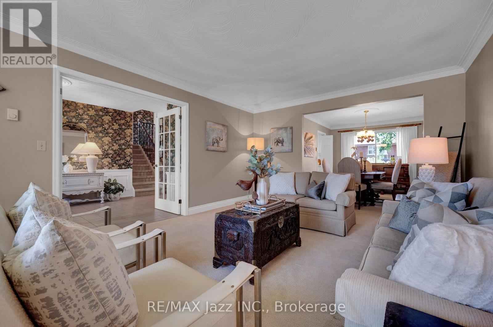 802 FERNDALE STREET - 8
