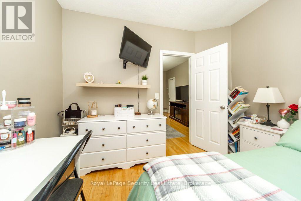 77 BRANDON AVENUE - 11