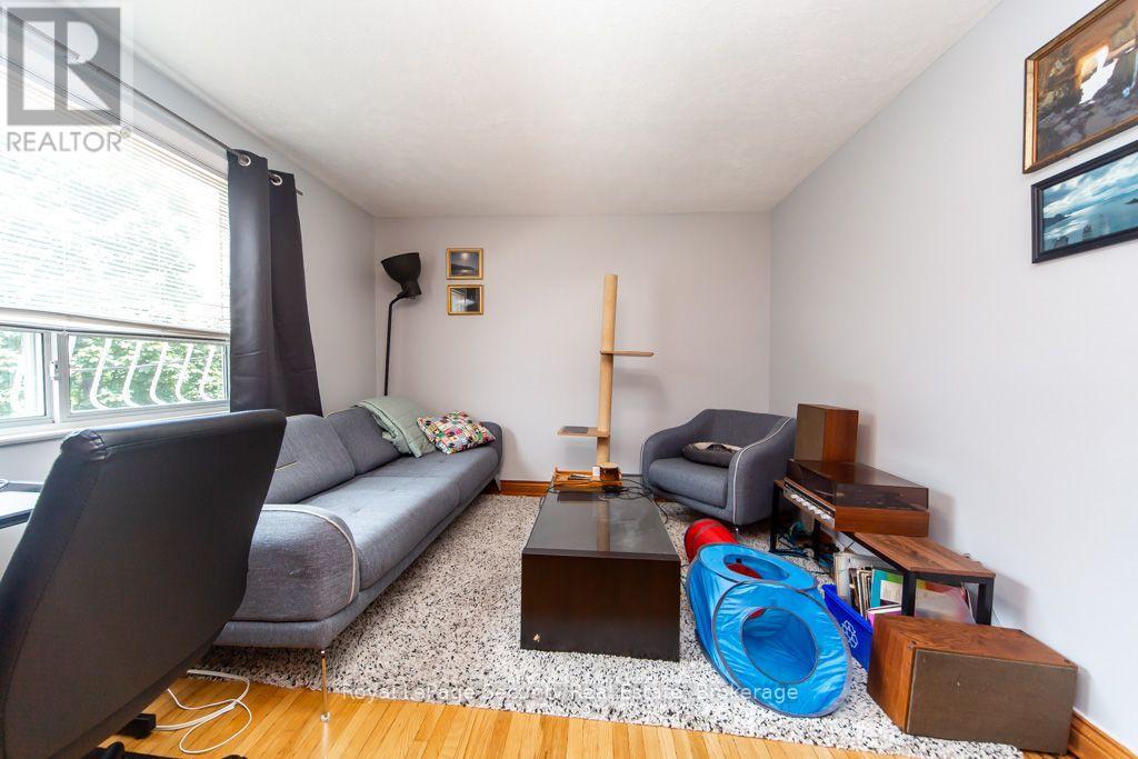 77 BRANDON AVENUE - 20