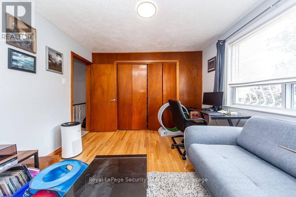 77 BRANDON AVENUE - 21