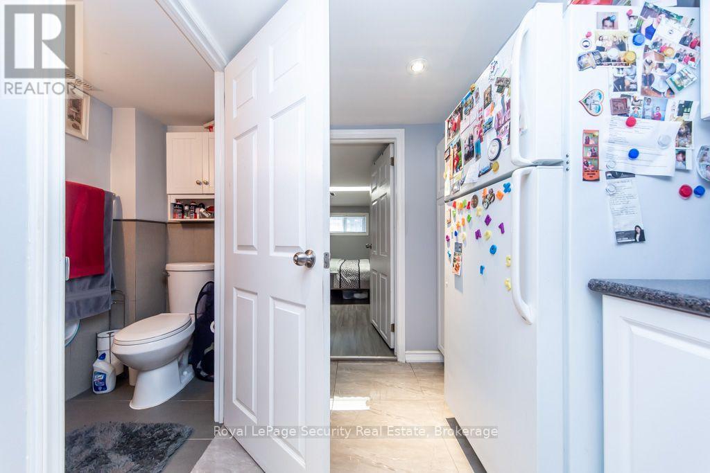 77 BRANDON AVENUE - 34