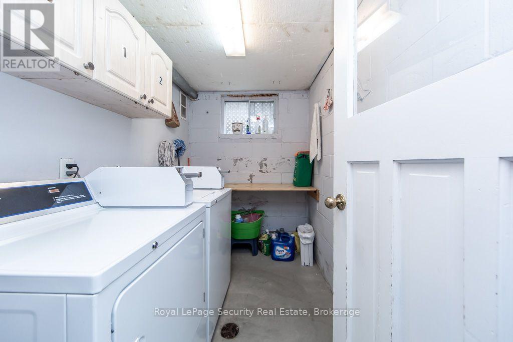 77 BRANDON AVENUE - 36