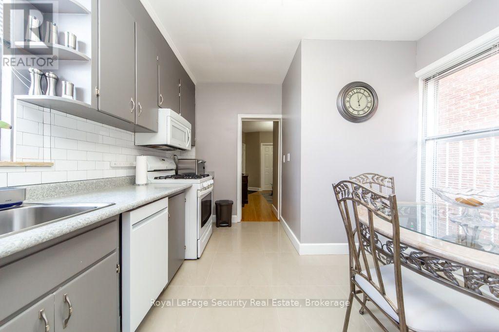 77 BRANDON AVENUE - 6
