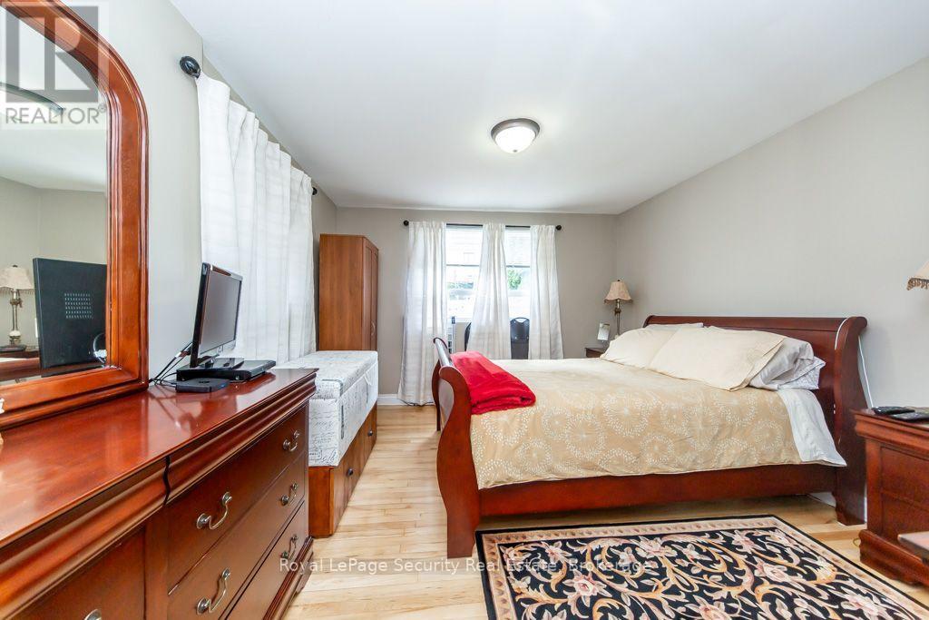 77 BRANDON AVENUE - 7