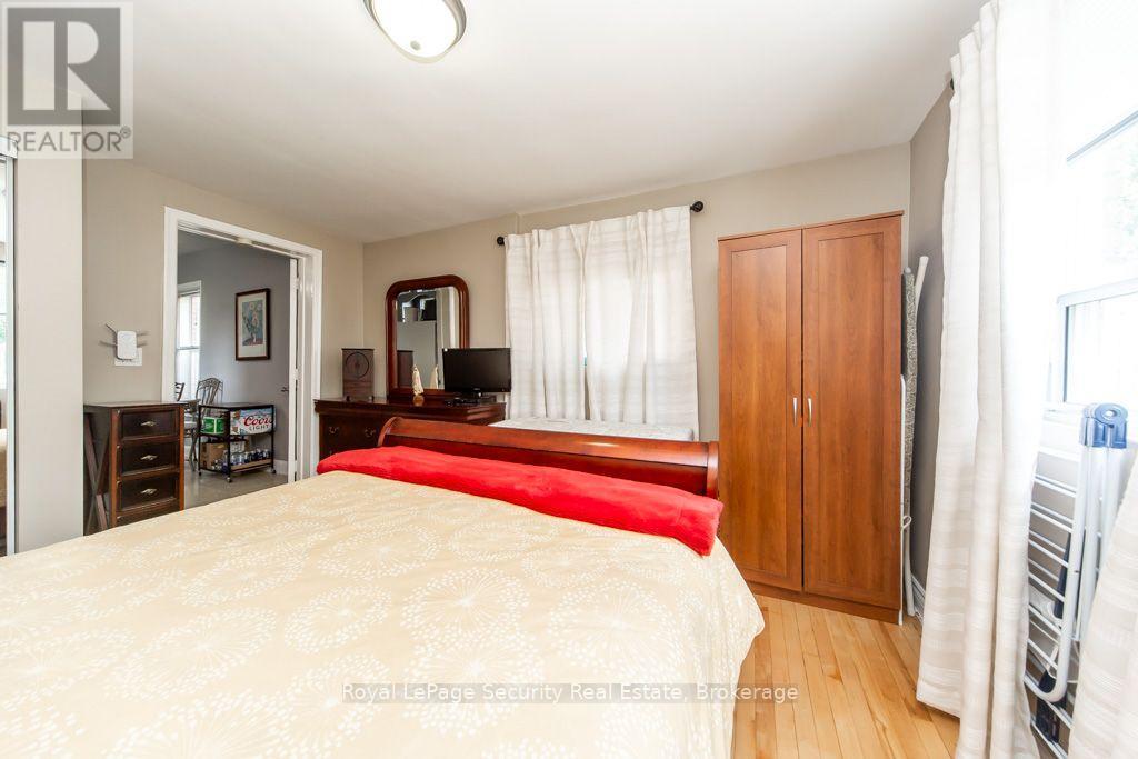 77 BRANDON AVENUE - 8