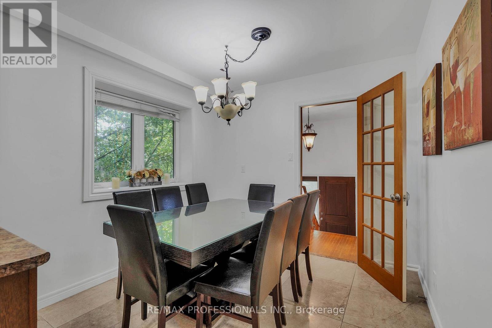 23 ANTHIA DRIVE - 13