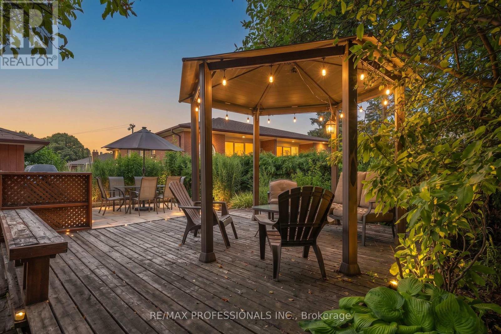 23 ANTHIA DRIVE - 37