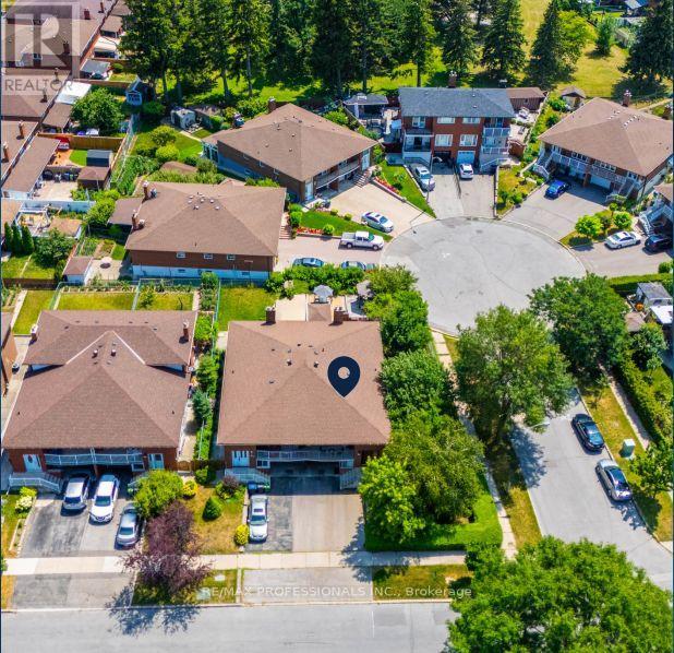 23 ANTHIA DRIVE - 42