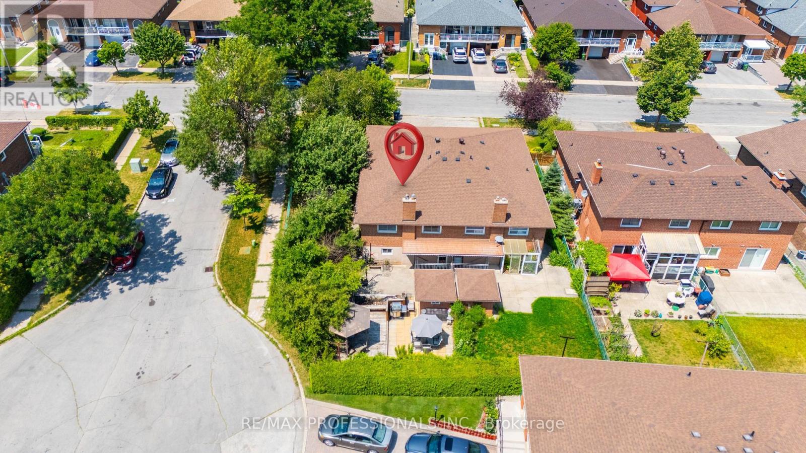 23 ANTHIA DRIVE - 43