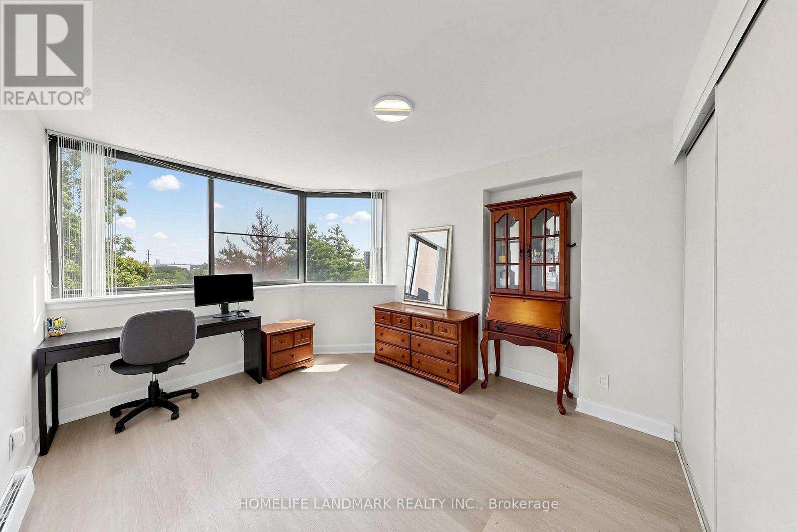 #403 1230 MARLBOROUGH COURT - 21