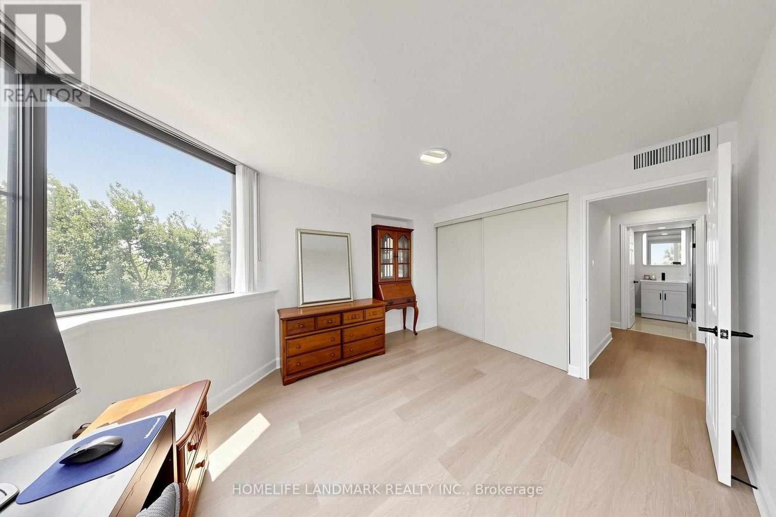 #403 1230 MARLBOROUGH COURT - 23