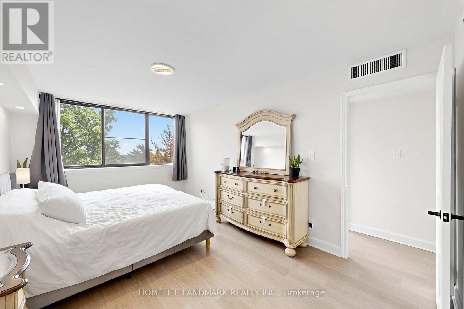 #403 1230 MARLBOROUGH COURT - 28