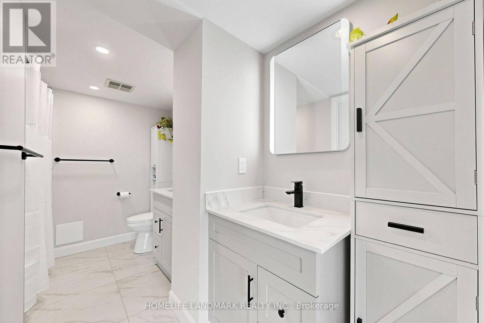 #403 1230 MARLBOROUGH COURT - 30