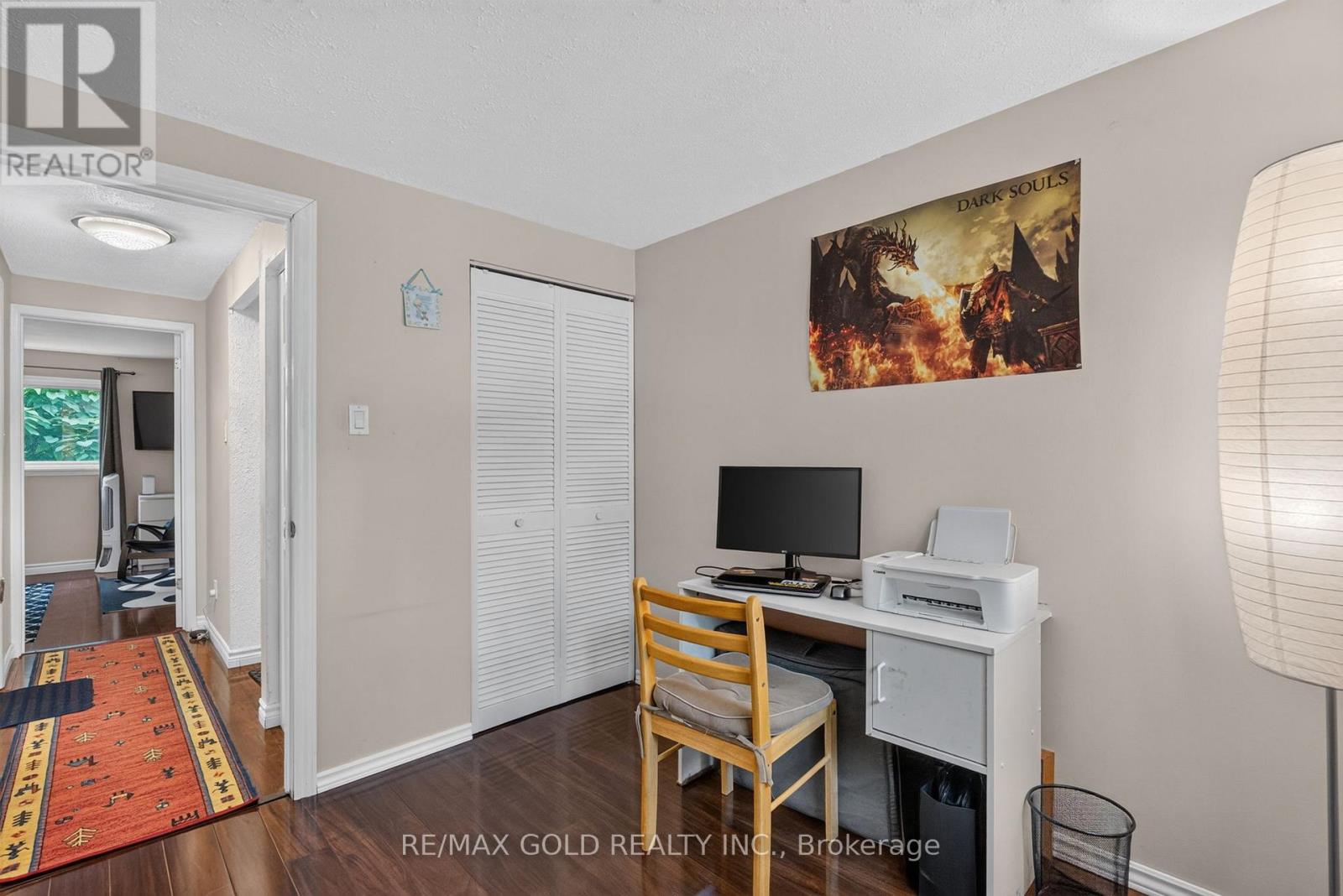 129 FOLKSTONE CRESCENT - 26