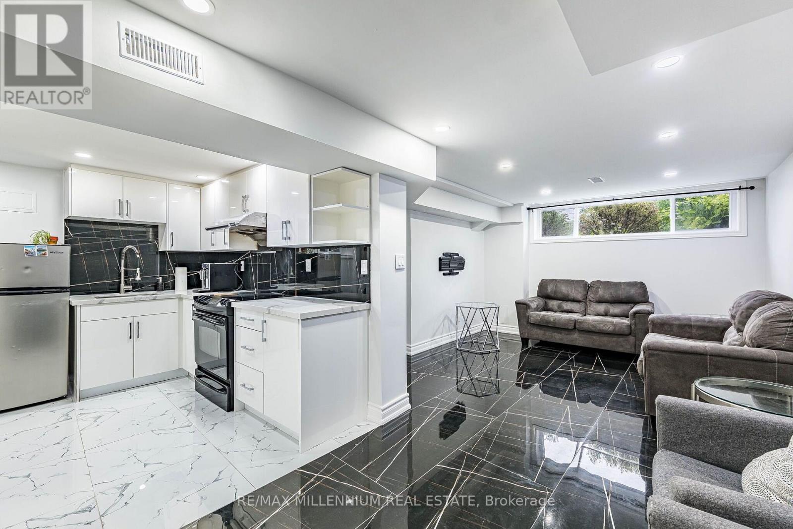 612 APPLEBY LINE - Image 40