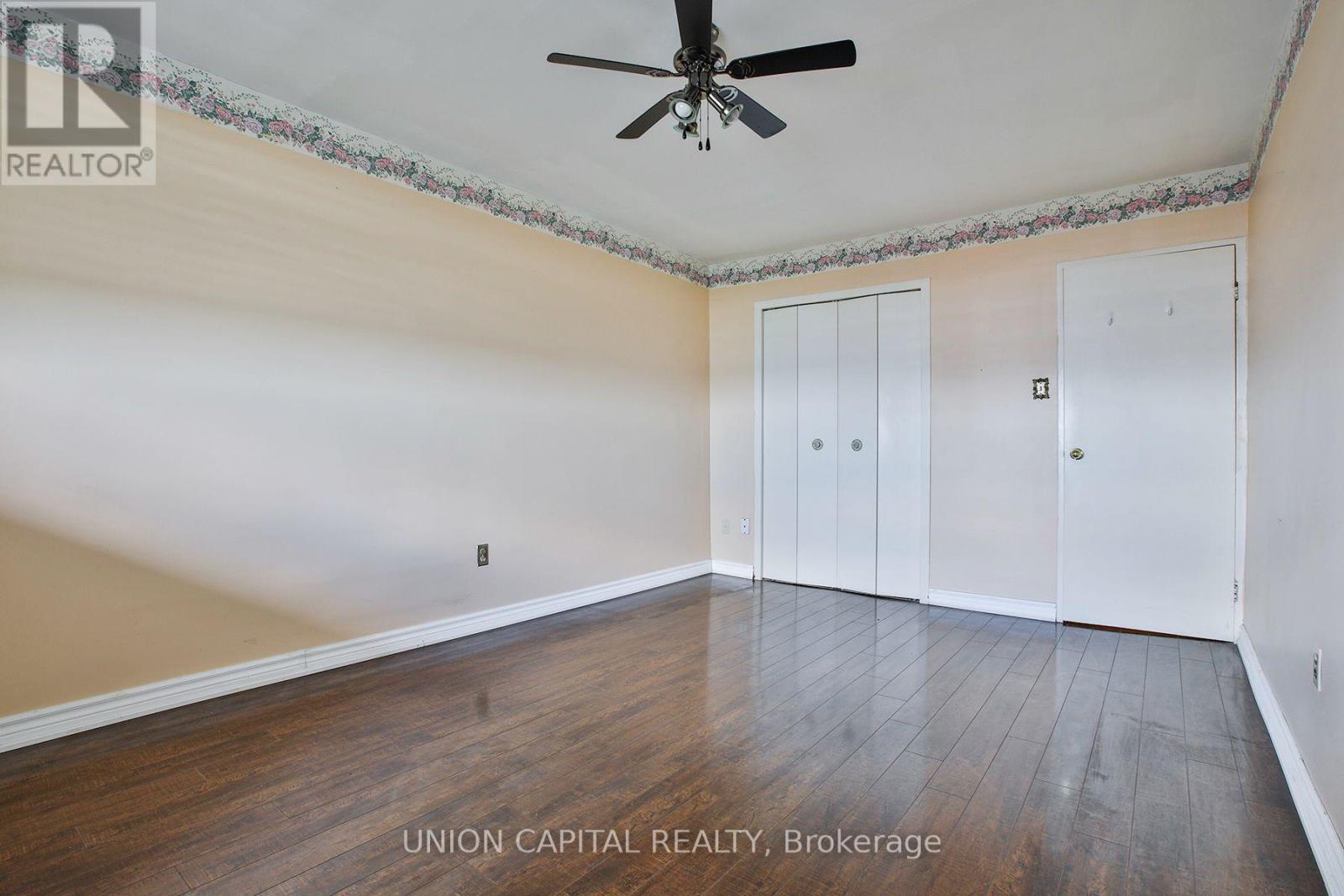 #711 5 FRITH ROAD - 14
