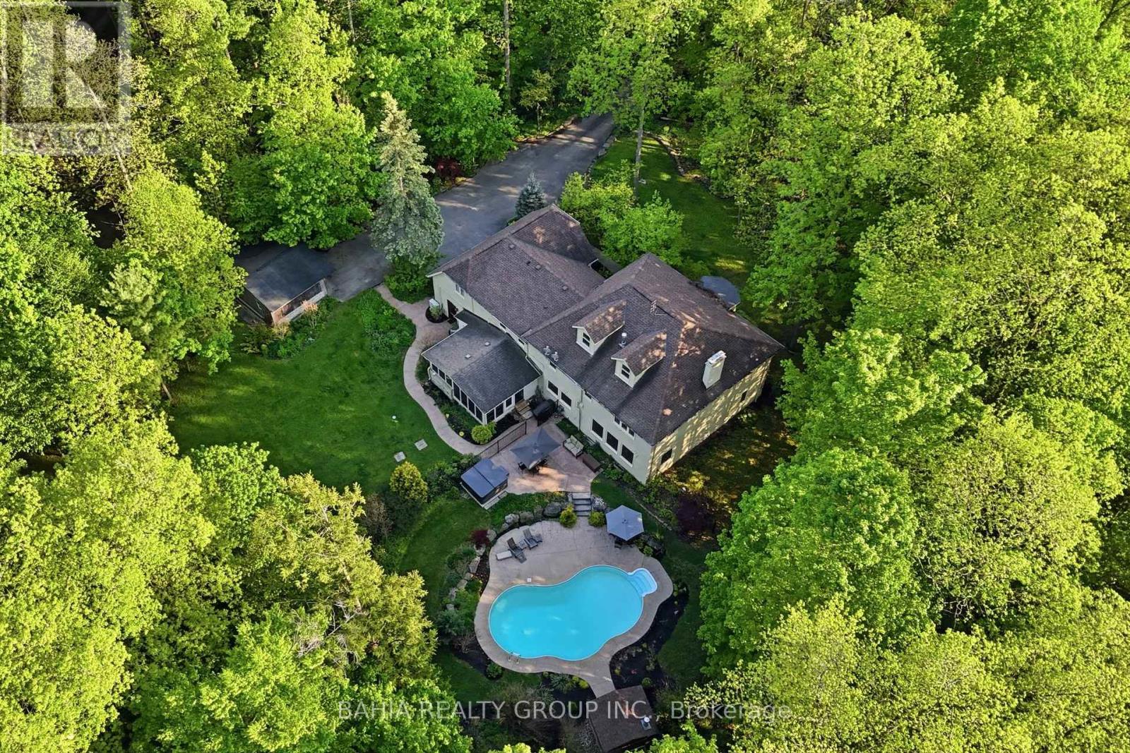 8663 WOOD CLOSE - 1