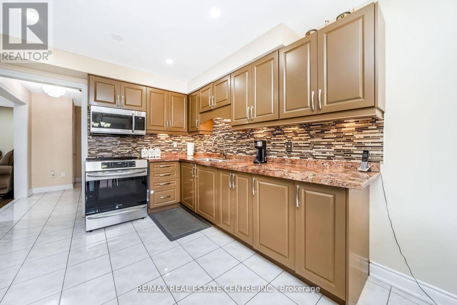 55 GOLDEN EAGLE ROAD - 13