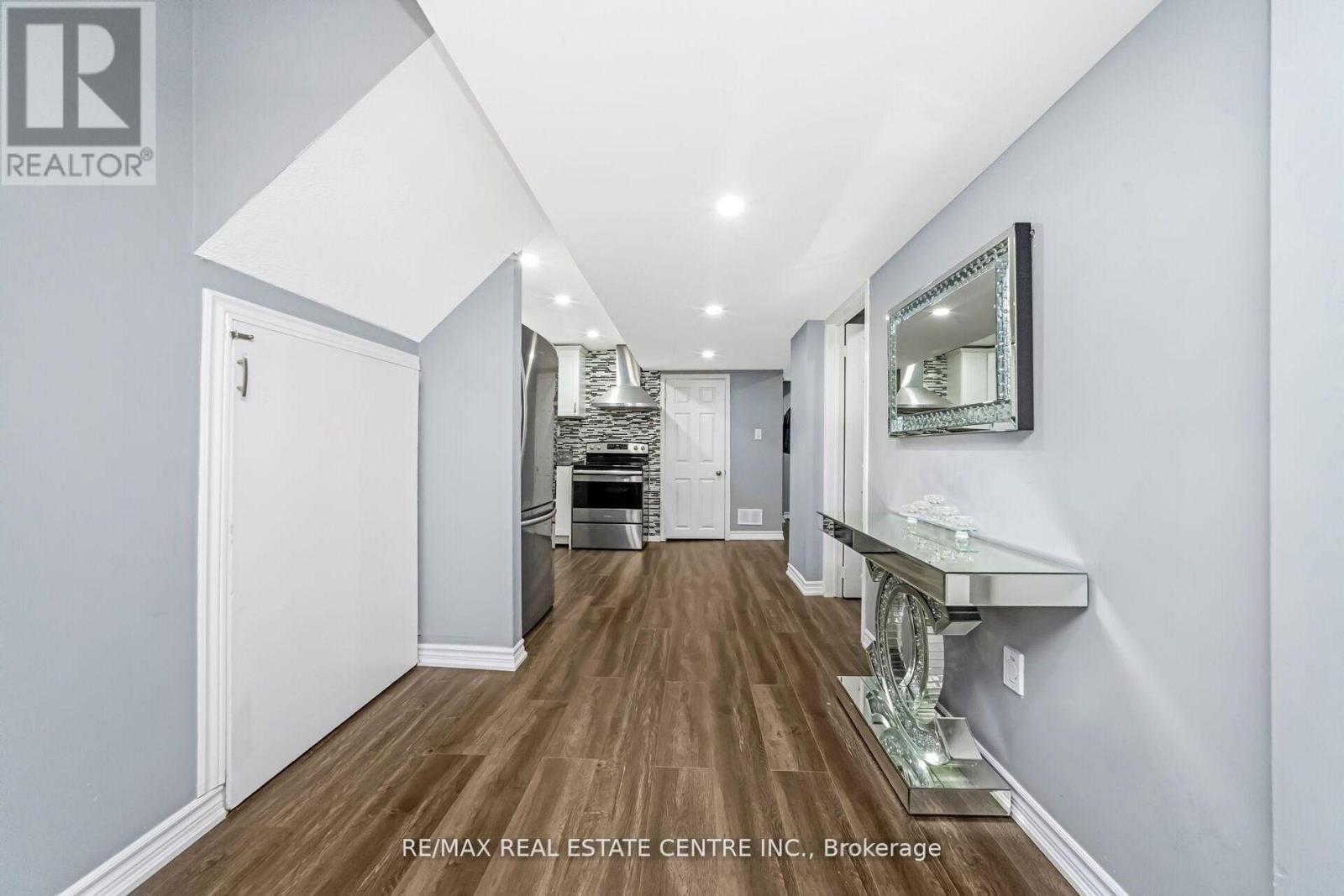 55 GOLDEN EAGLE ROAD - 39