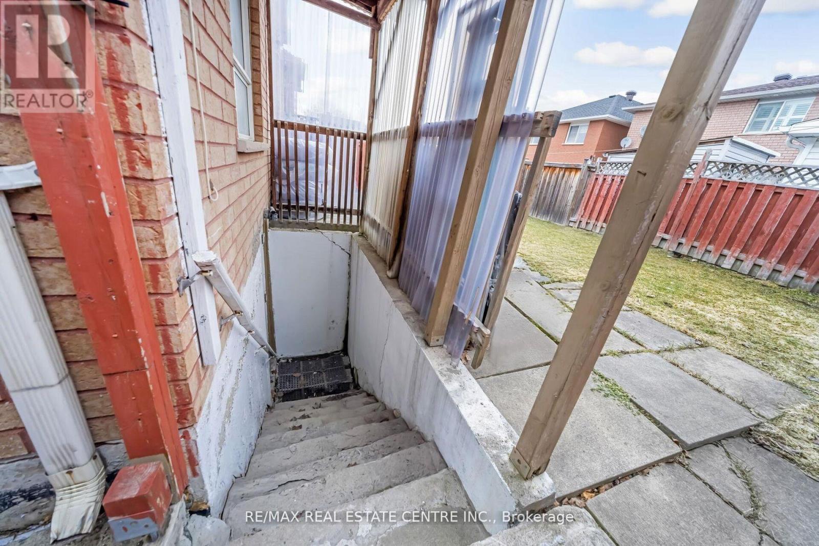 55 GOLDEN EAGLE ROAD - 47