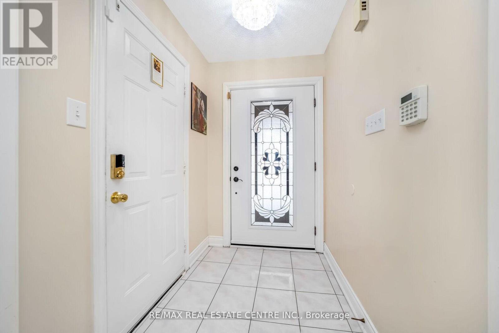 55 GOLDEN EAGLE ROAD - 7