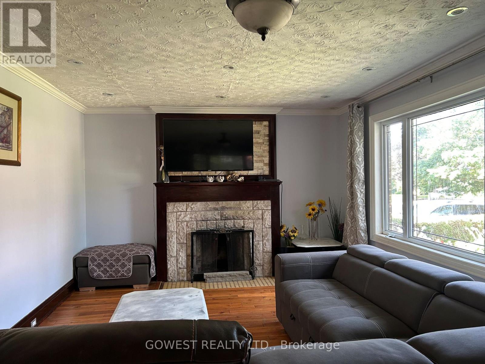 6054 CORWIN AVENUE - 4
