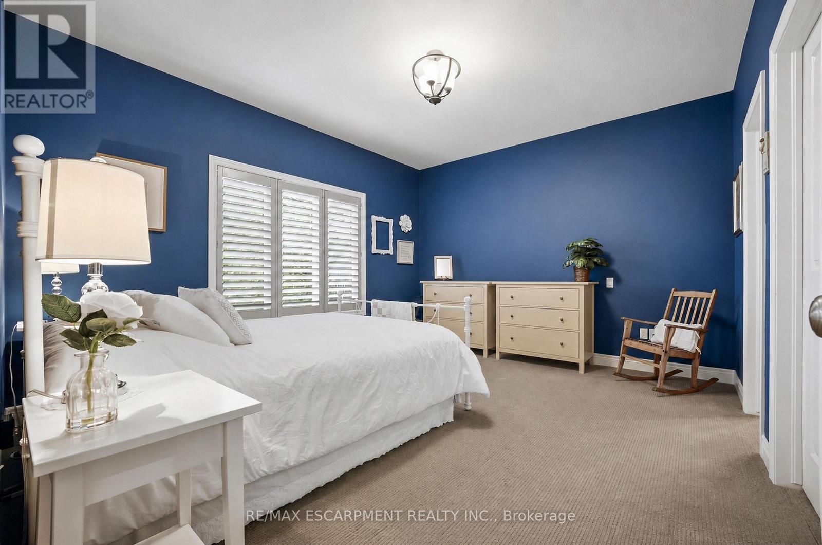 33 PIERPOINT DRIVE - 21