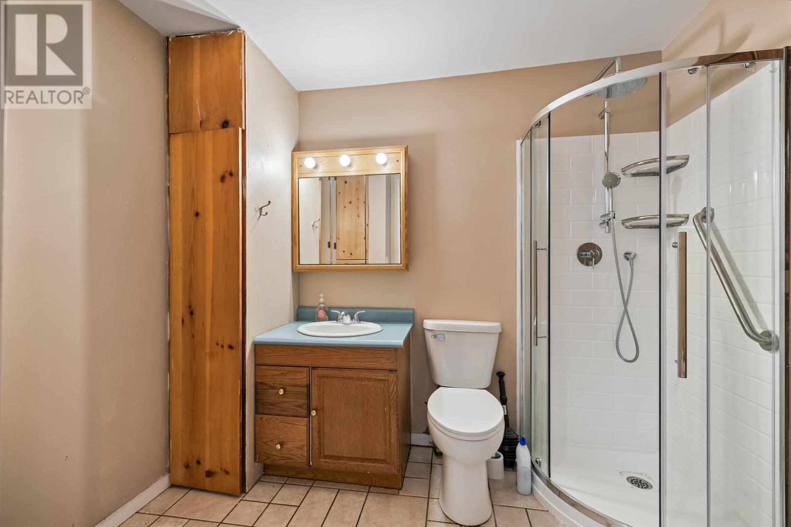 312 Fairville Road - 9