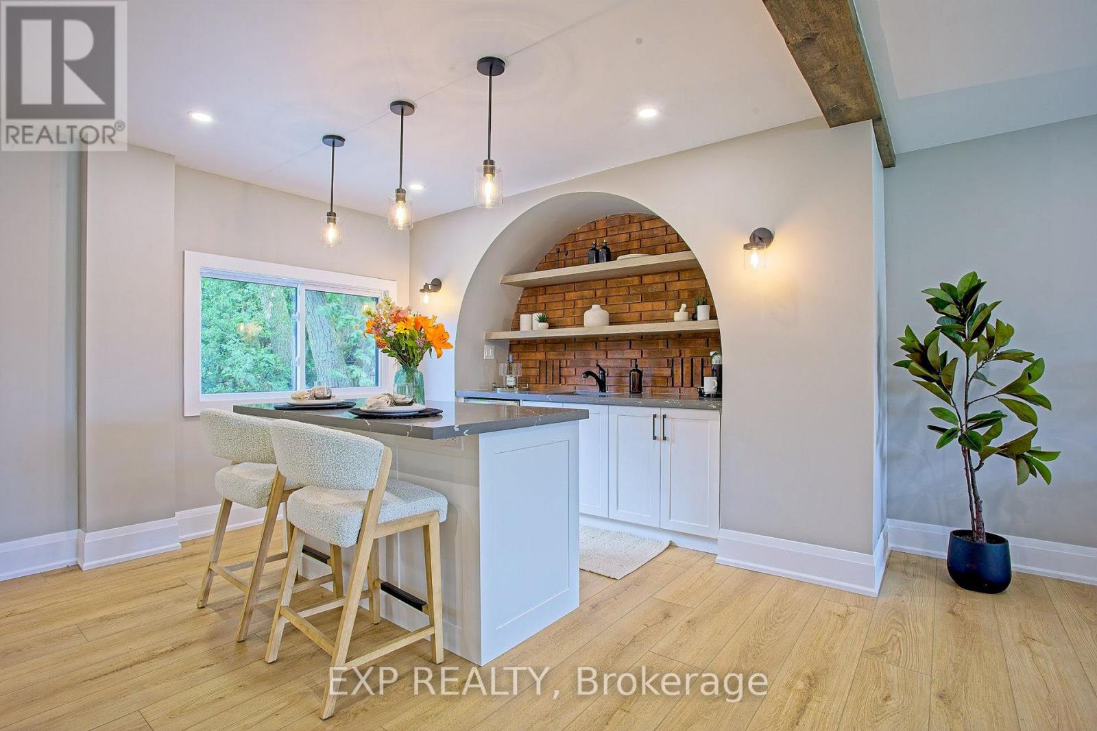 343 CANBOROUGH STREET - 28