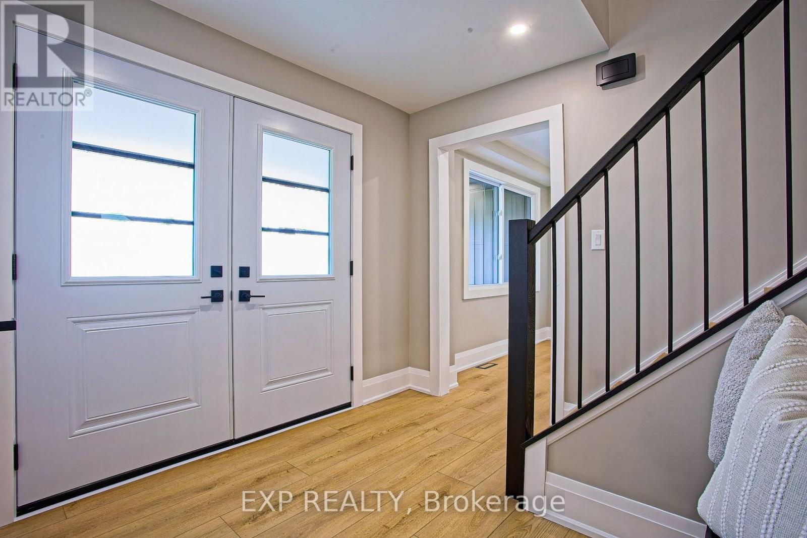 343 CANBOROUGH STREET - 4
