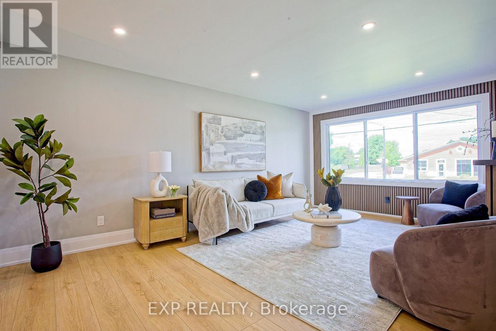343 CANBOROUGH STREET - 5