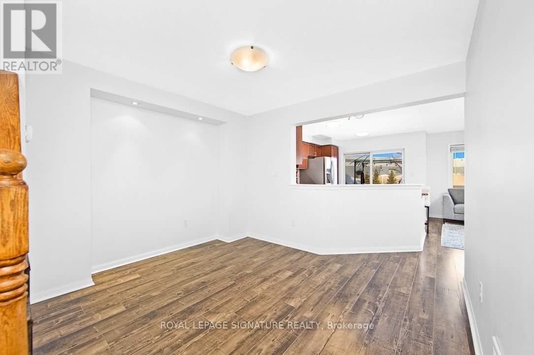 20 - 71 GARTH MASSEY DRIVE — photo 2