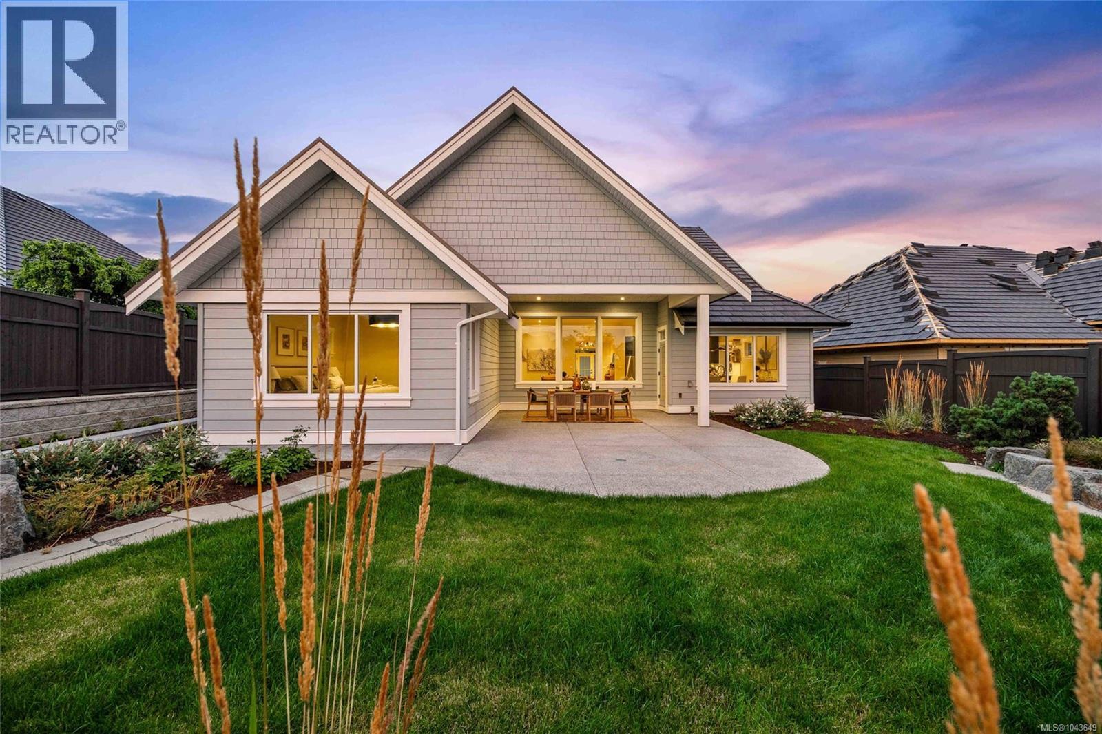3234 Winchester Ave - 3