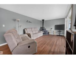5219 55 Av, Mundare, AB T0B3H0 Photo 9