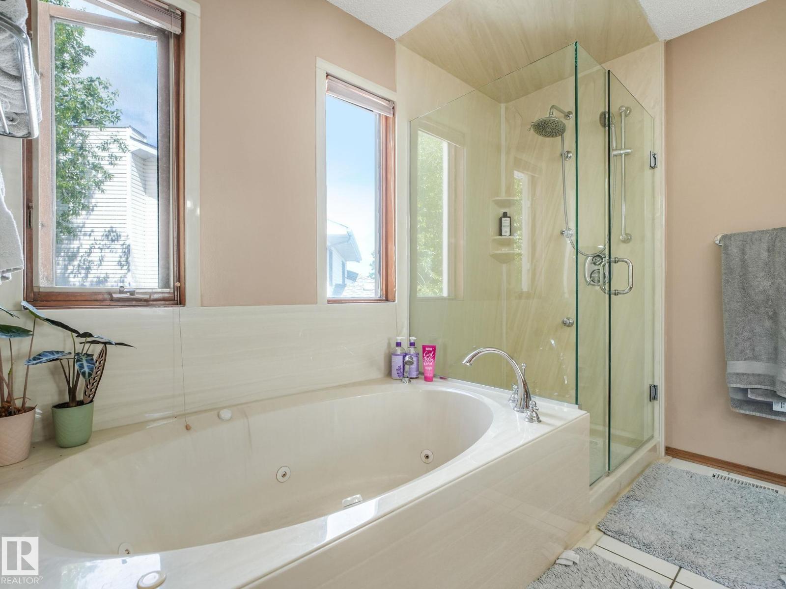 2824 37 ST NW - 27
