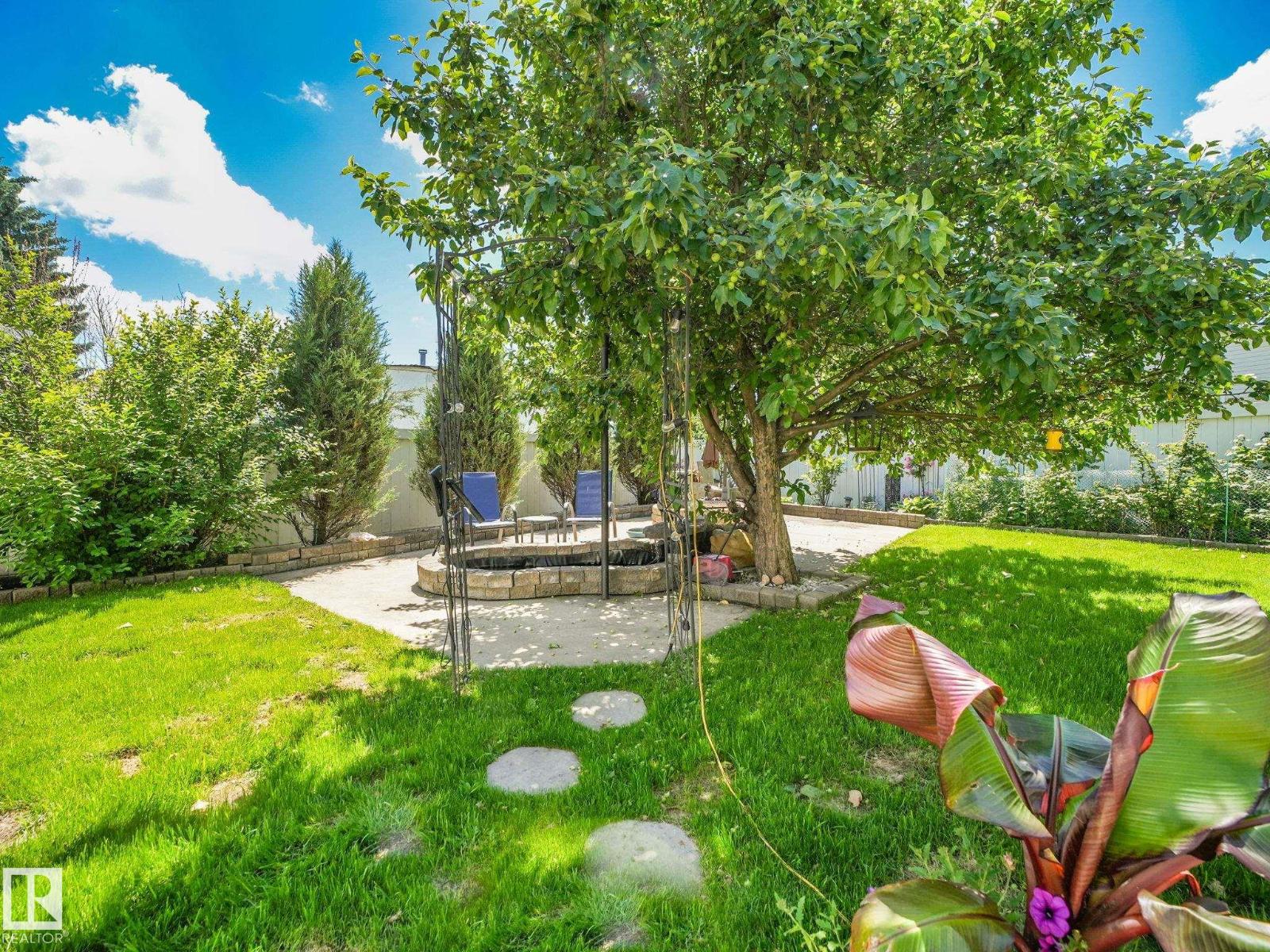 2824 37 ST NW - 50