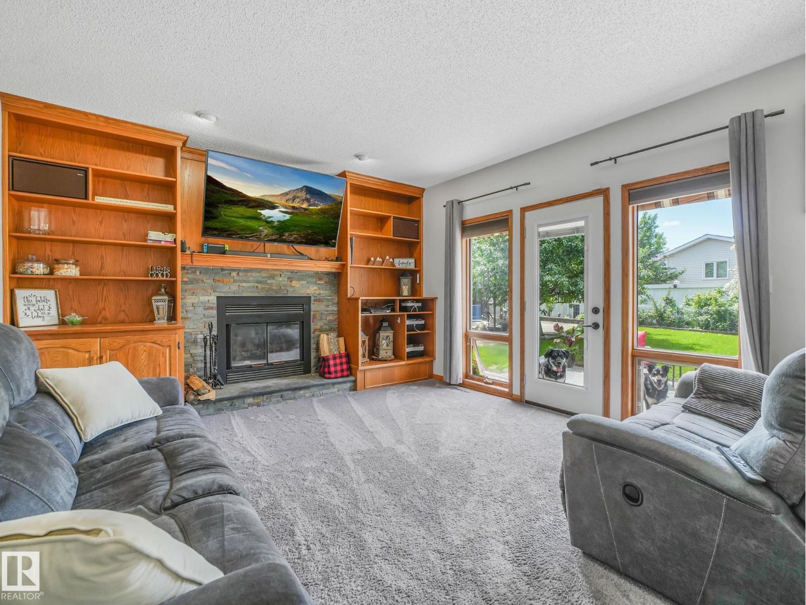 2824 37 ST NW - 11