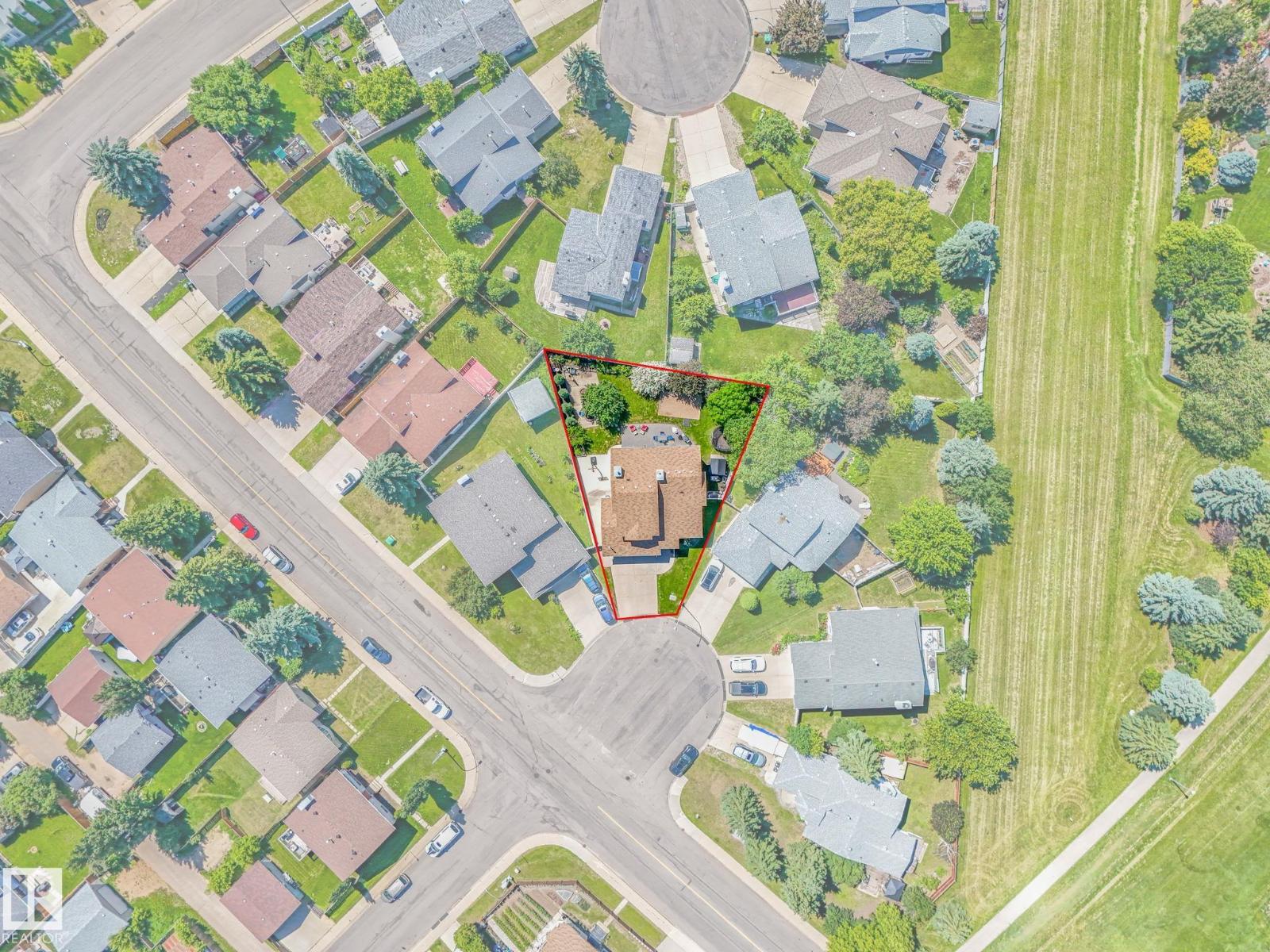 2824 37 ST NW - 57