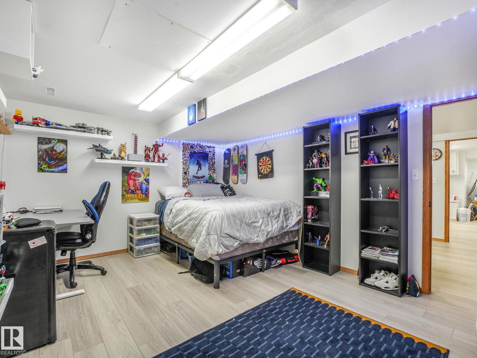 2824 37 ST NW - 40