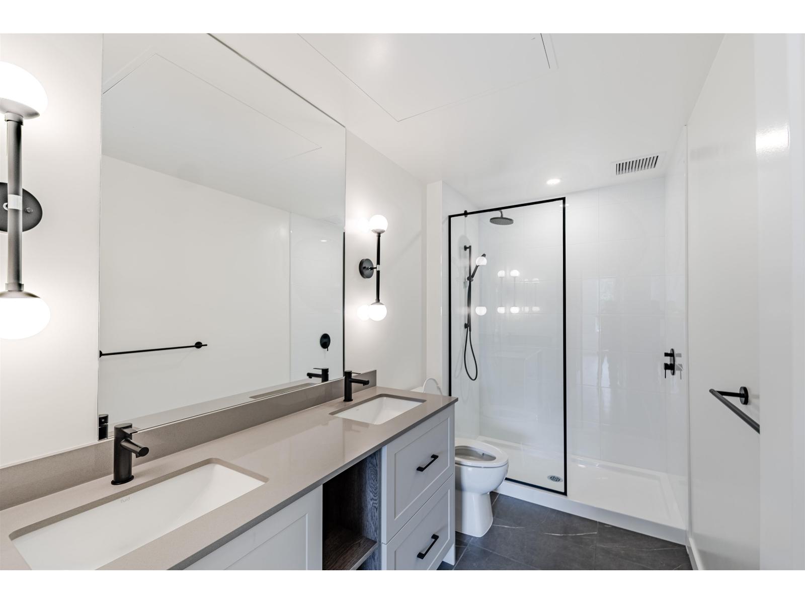 2 Bed, 2 Bath Apartment for Sale in Langley – 307 27215 ALDERGROVE TOWN CENTRE DRIVE, Langley – MLS# R3149006 - Image 17