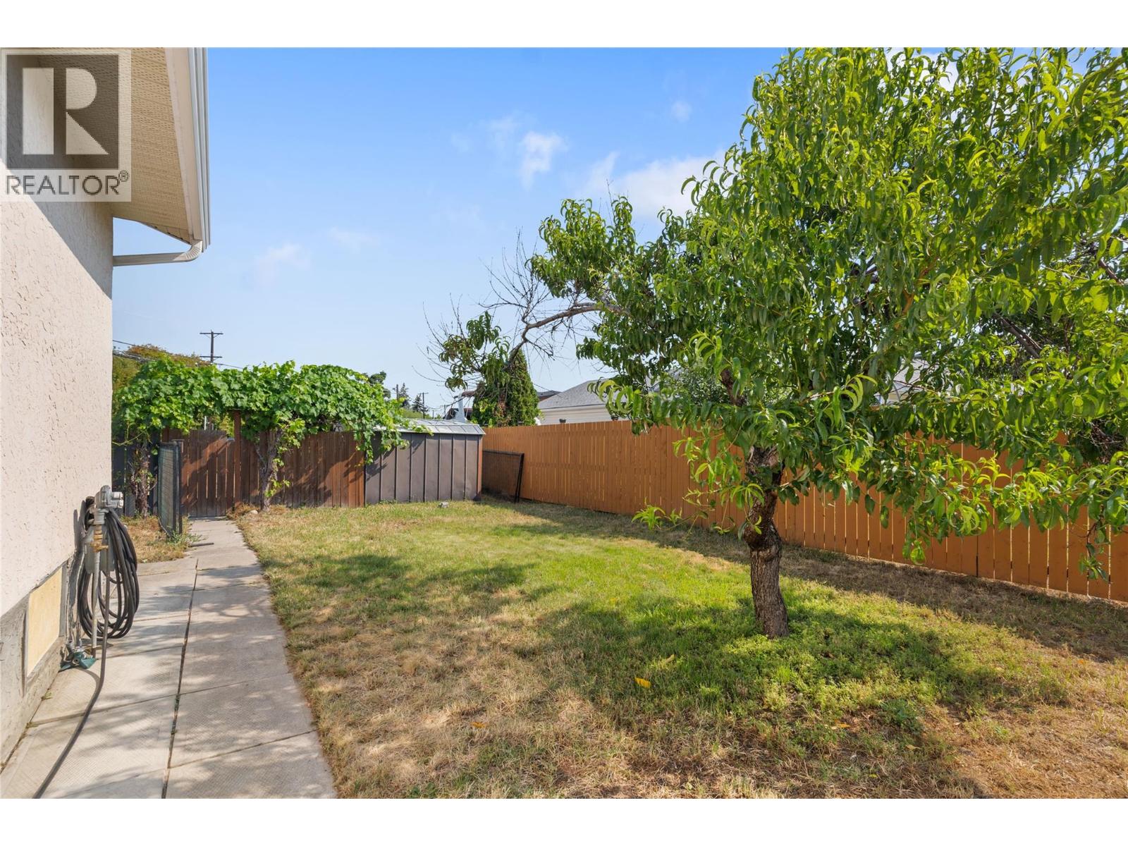 4201 Lakeshore Road - 38