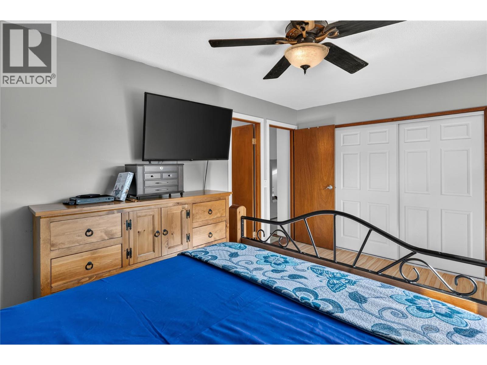 4201 Lakeshore Road - 18